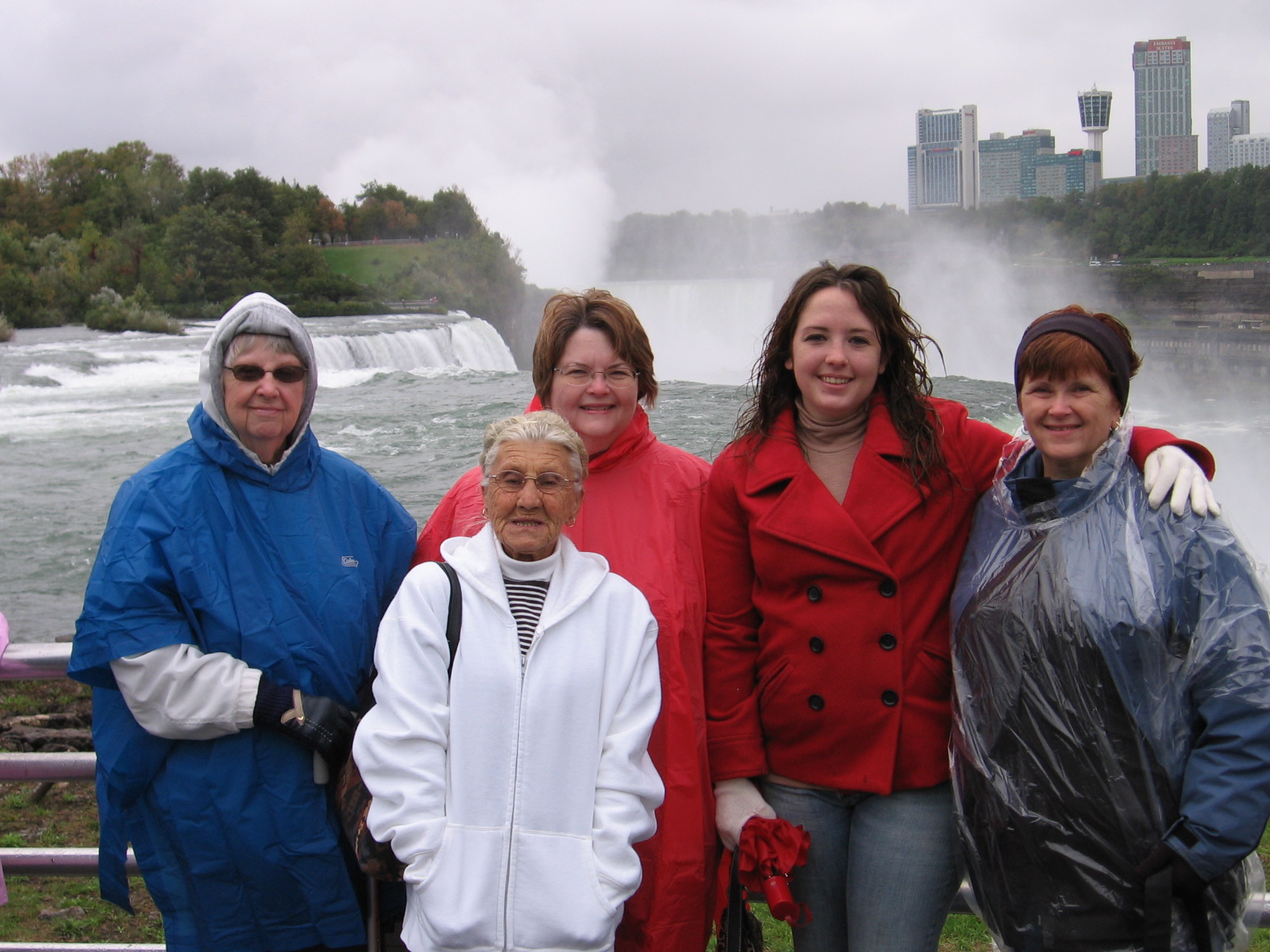 Posse takes Niagara Falls